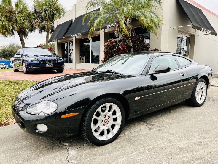 Thumbnail Photo undefined for 2001 Jaguar XKR Coupe